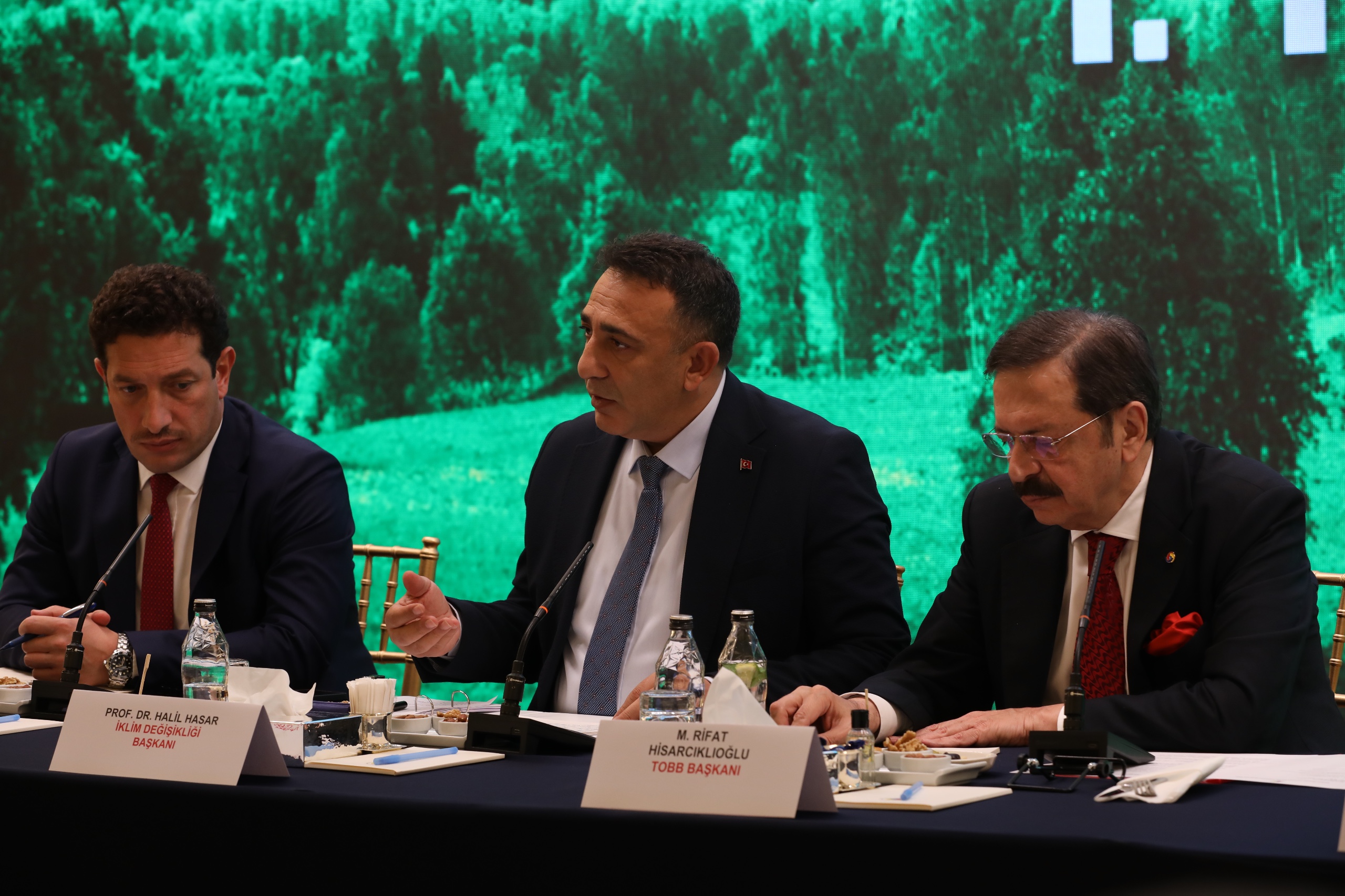 Carbon Market Advisory Board Holds Its First Meeting