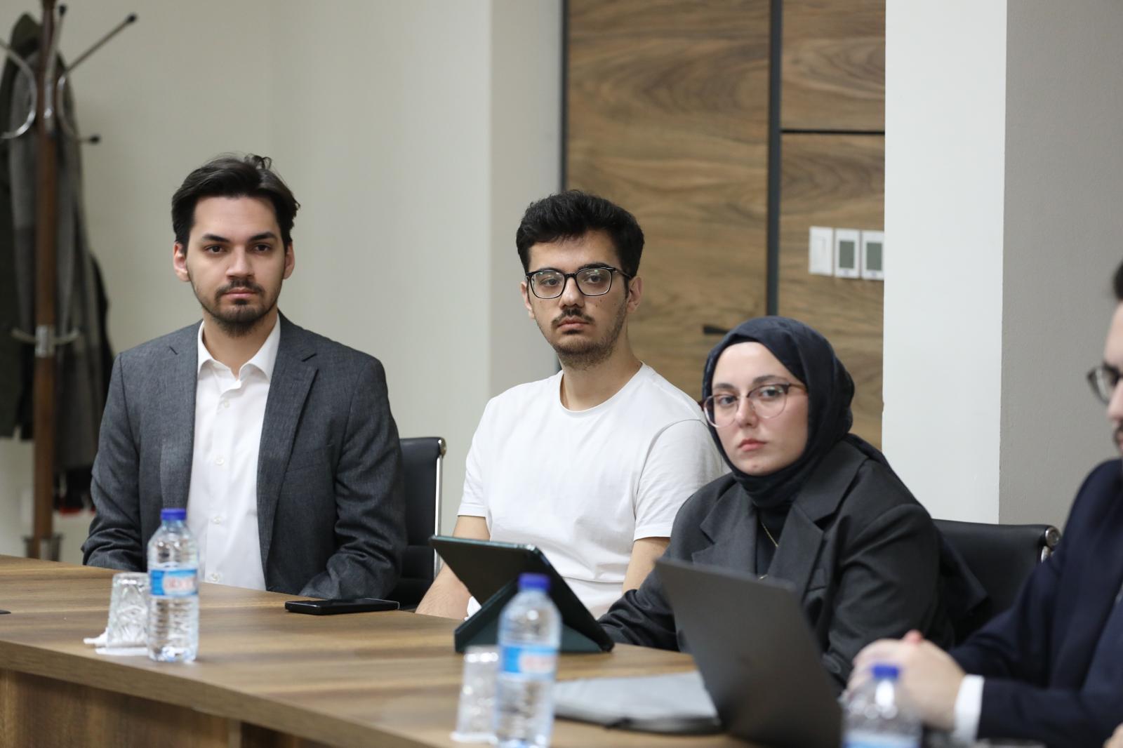 Director of Climate Change Hasar Meets with Climate Envoys