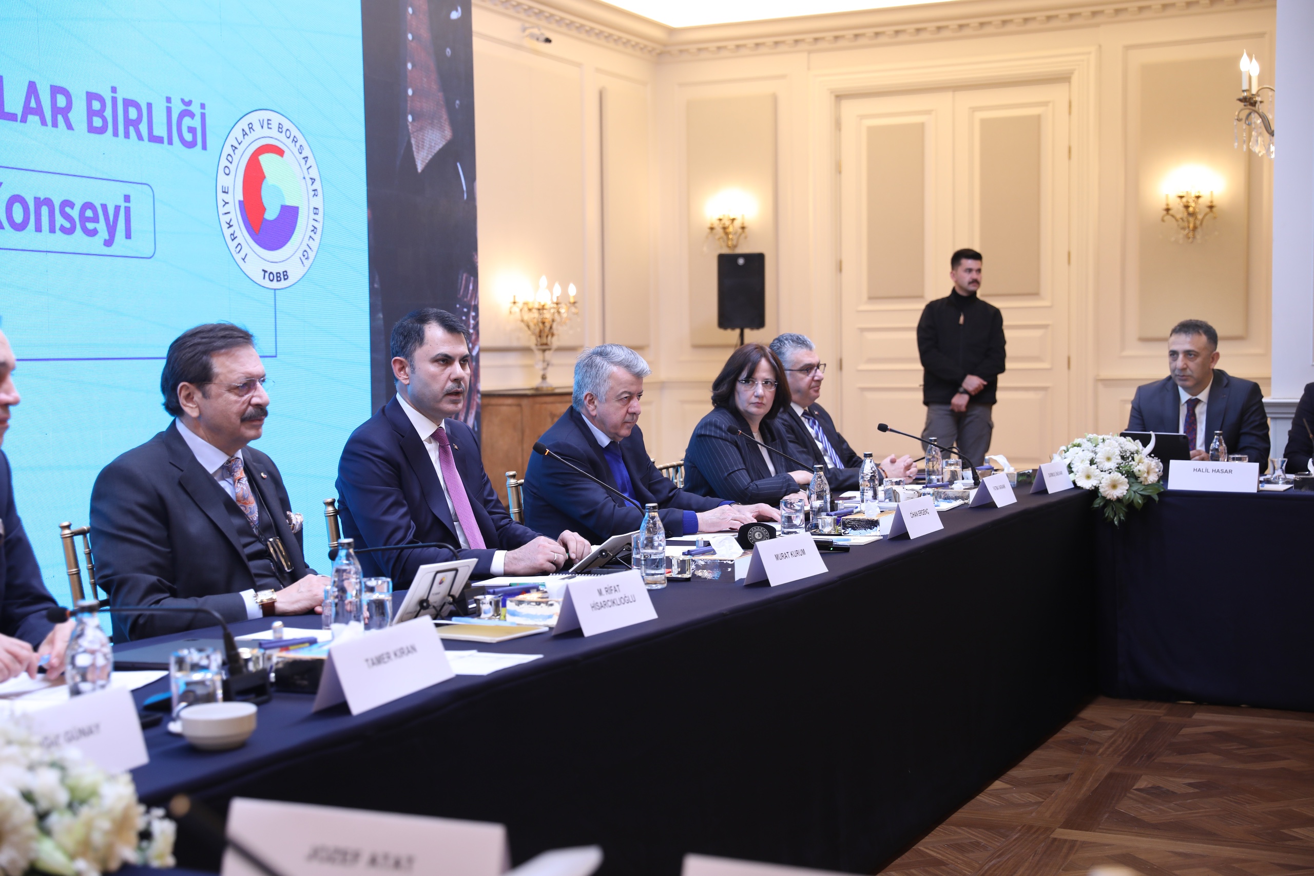 Director of Climate Change Hasar Attends the Chamber of Shipping Council Meeting