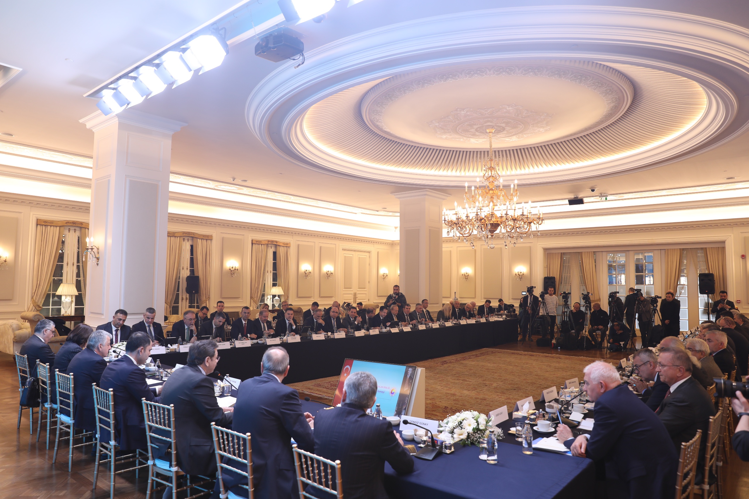 Director of Climate Change Hasar Attends the Chamber of Shipping Council Meeting
