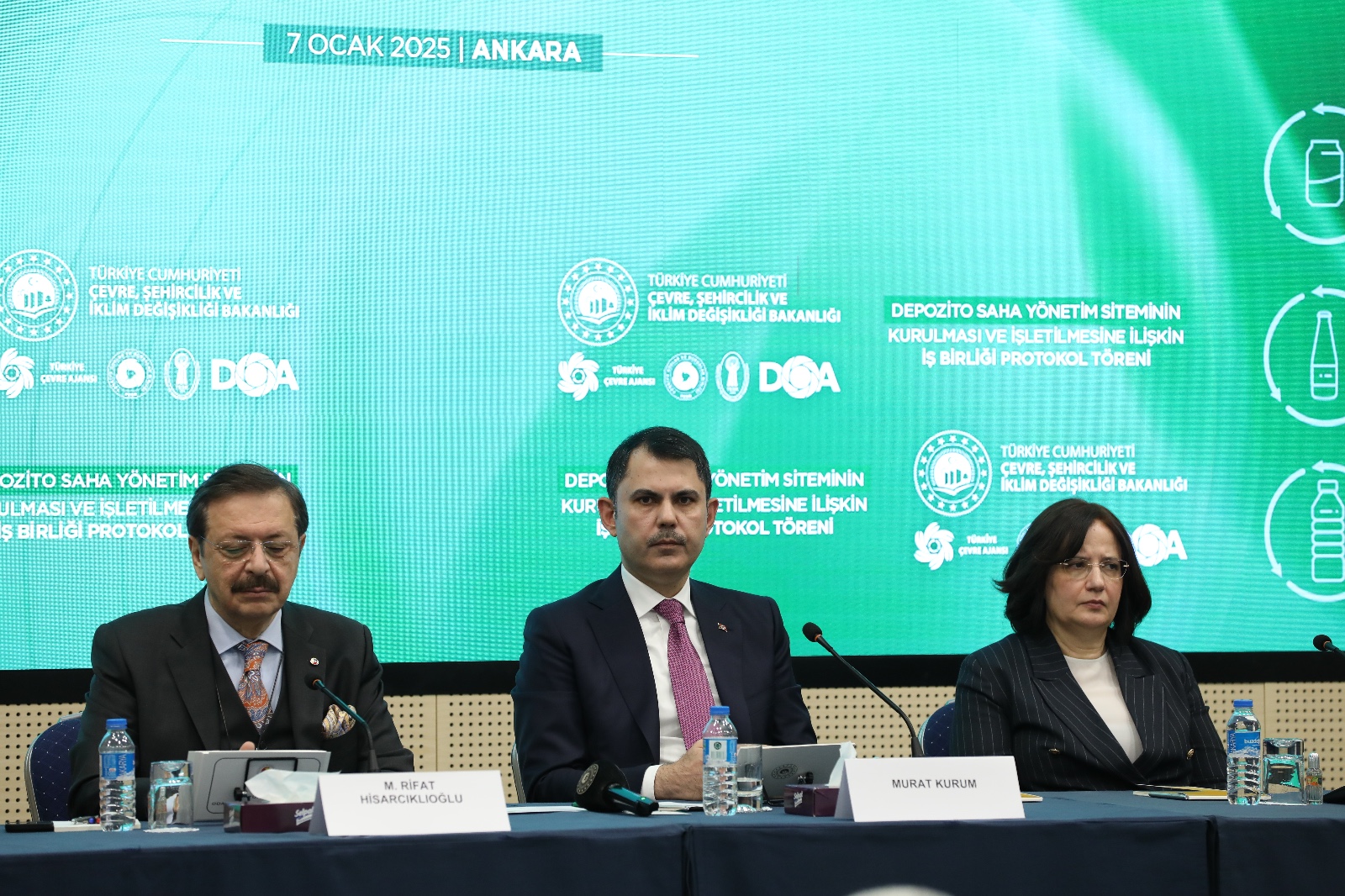 Director of Climate Change Hasar Attends the Signing Ceremony for the Establishment of the Deposit Field Management System