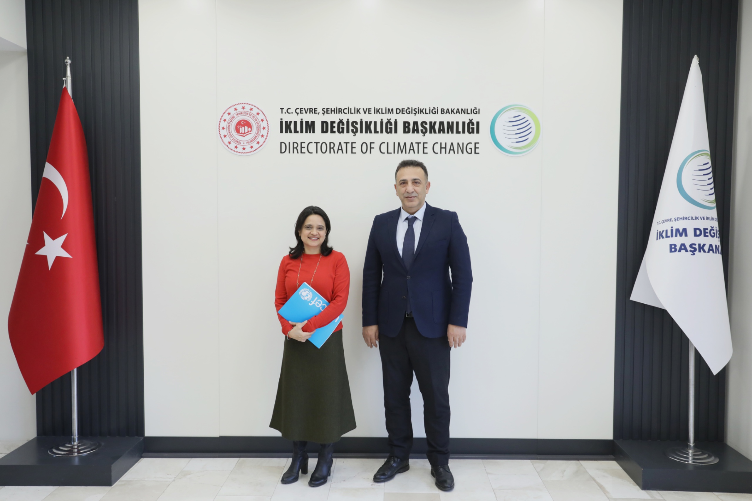 Director of Climate Change Hasar Meets with UNICEF Delegation