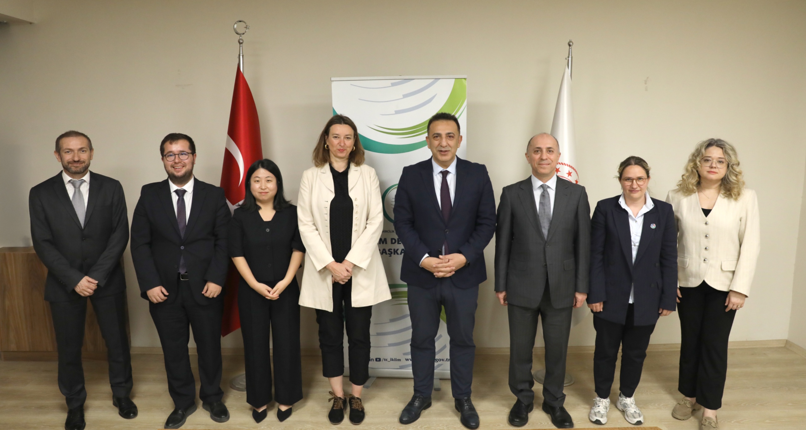 Director of Climate Change Hasar Meets with Loss and Damage Fund Delegation