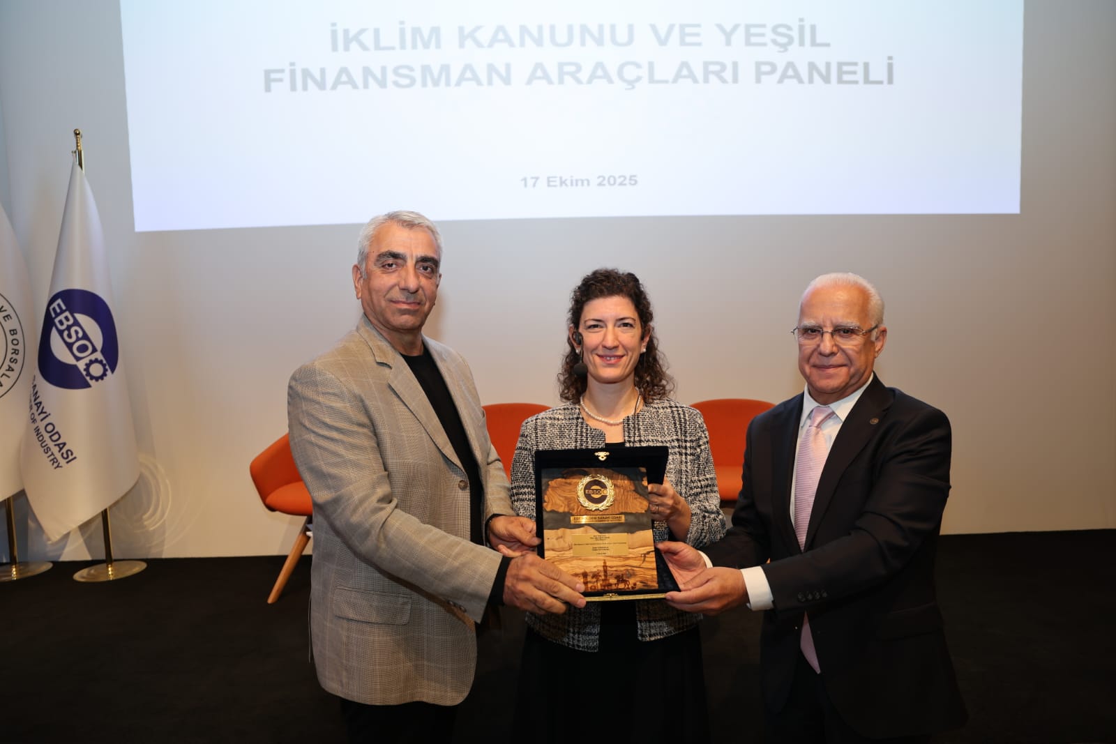 Directorate of Climate Change Briefs Industrial Stakeholders on the Climate Law in İzmir
