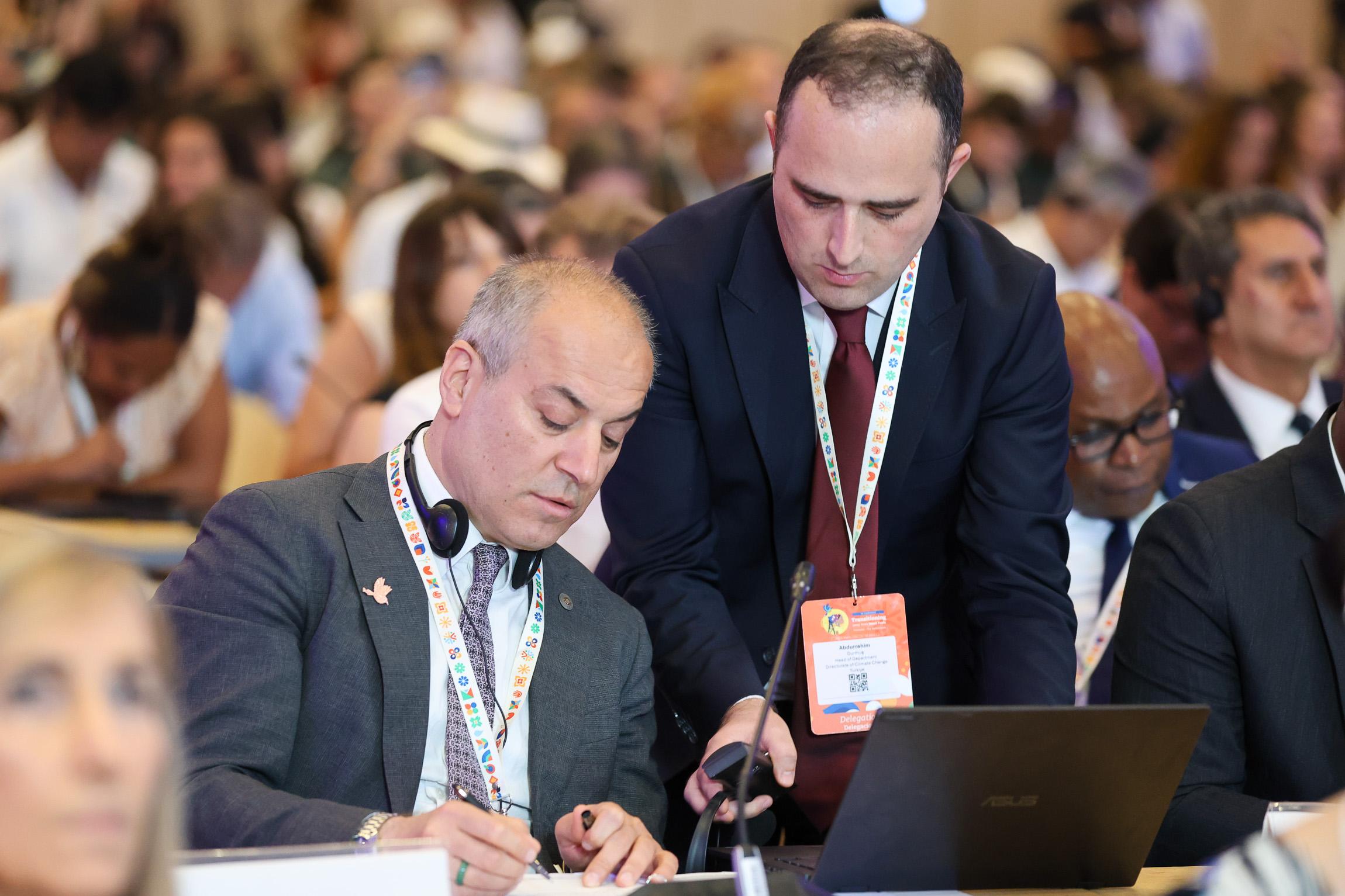 ‘First International Conference on Transitioning Away from Fossil Fuels’ Convenes in Santa Marta