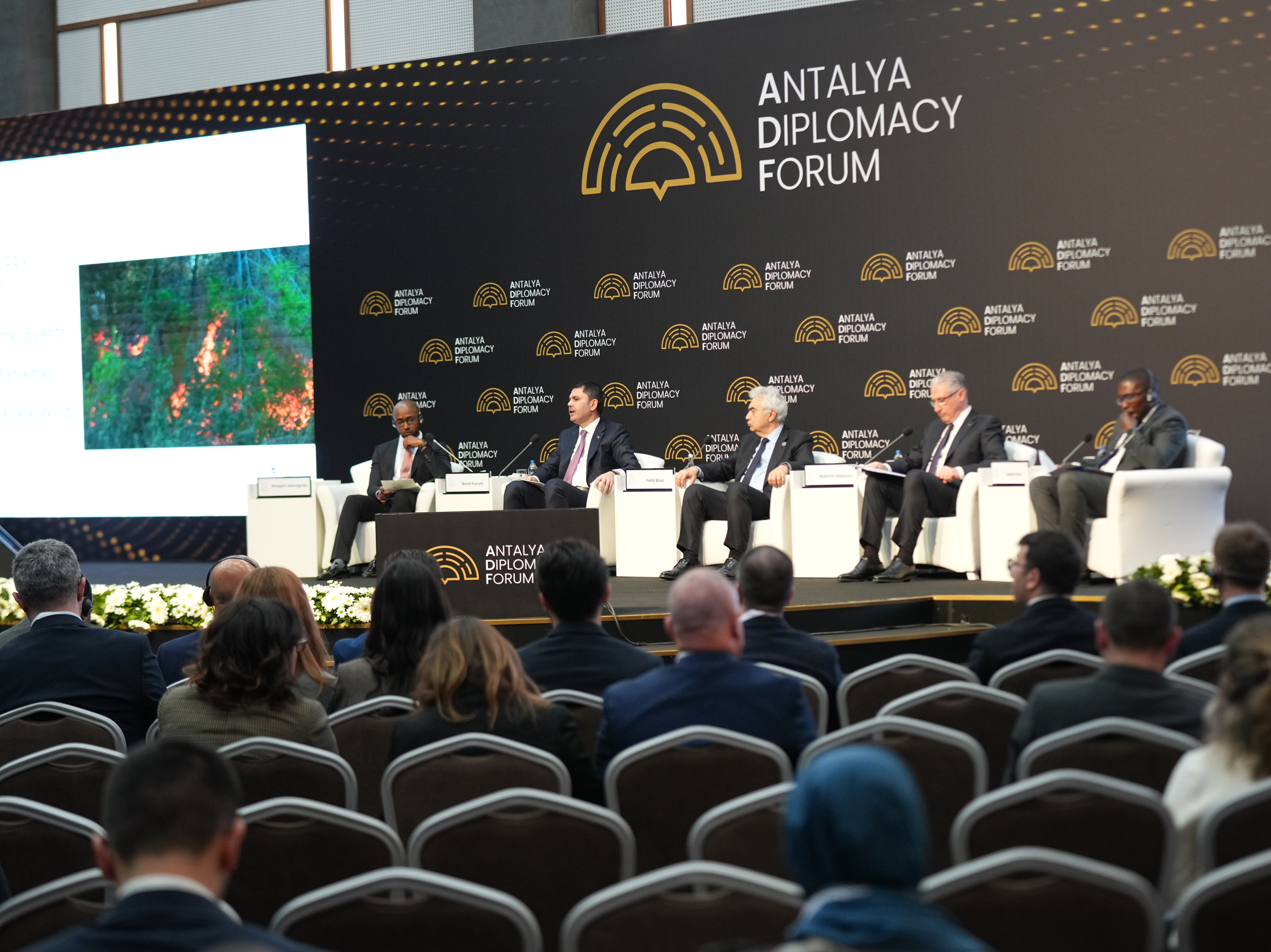 MINISTER KURUM AT THE ANTALYA DIPLOMACY FORUM