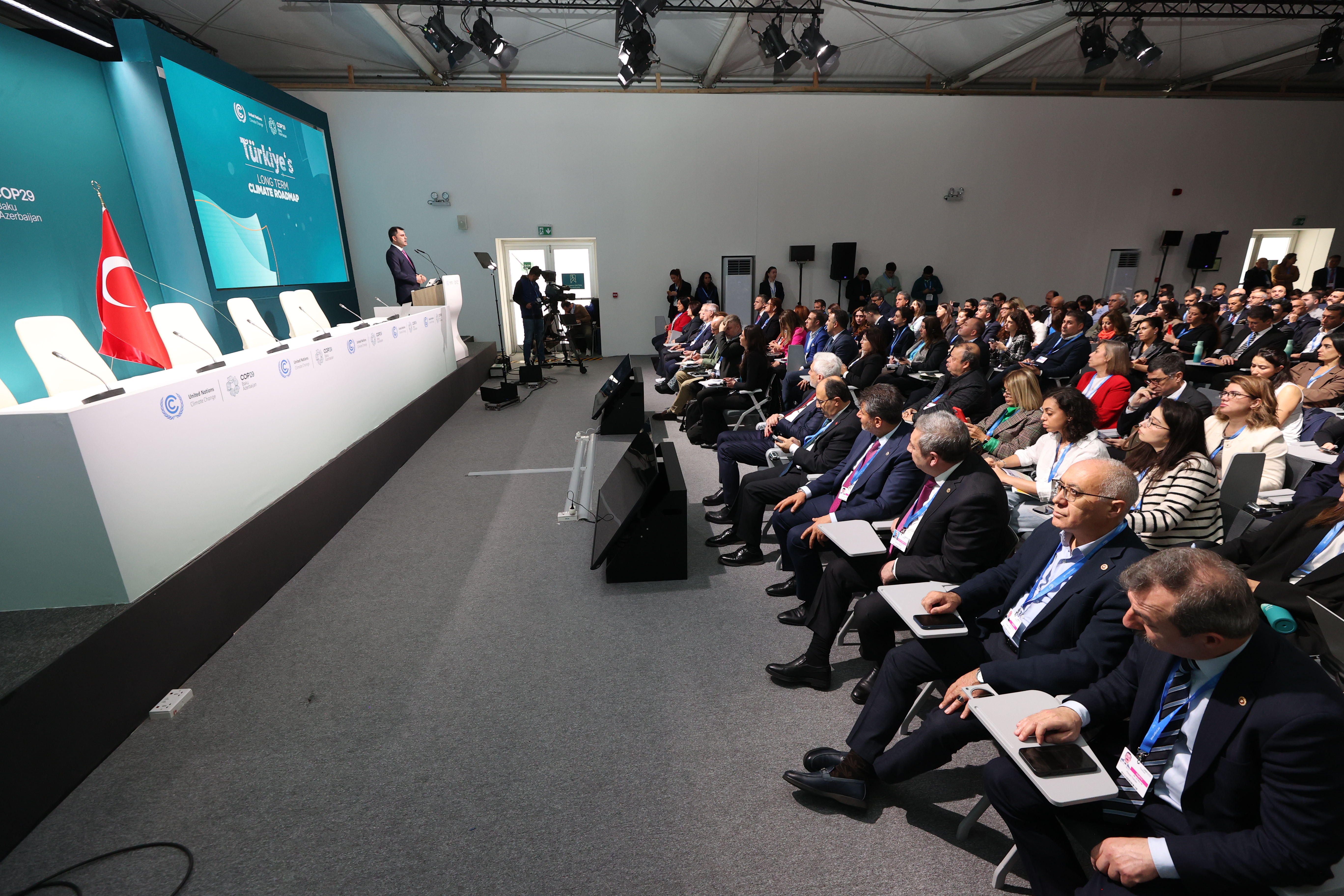 MINISTER KURUM SHARES TÜRKİYE’S CLIMATE VISION AT COP29