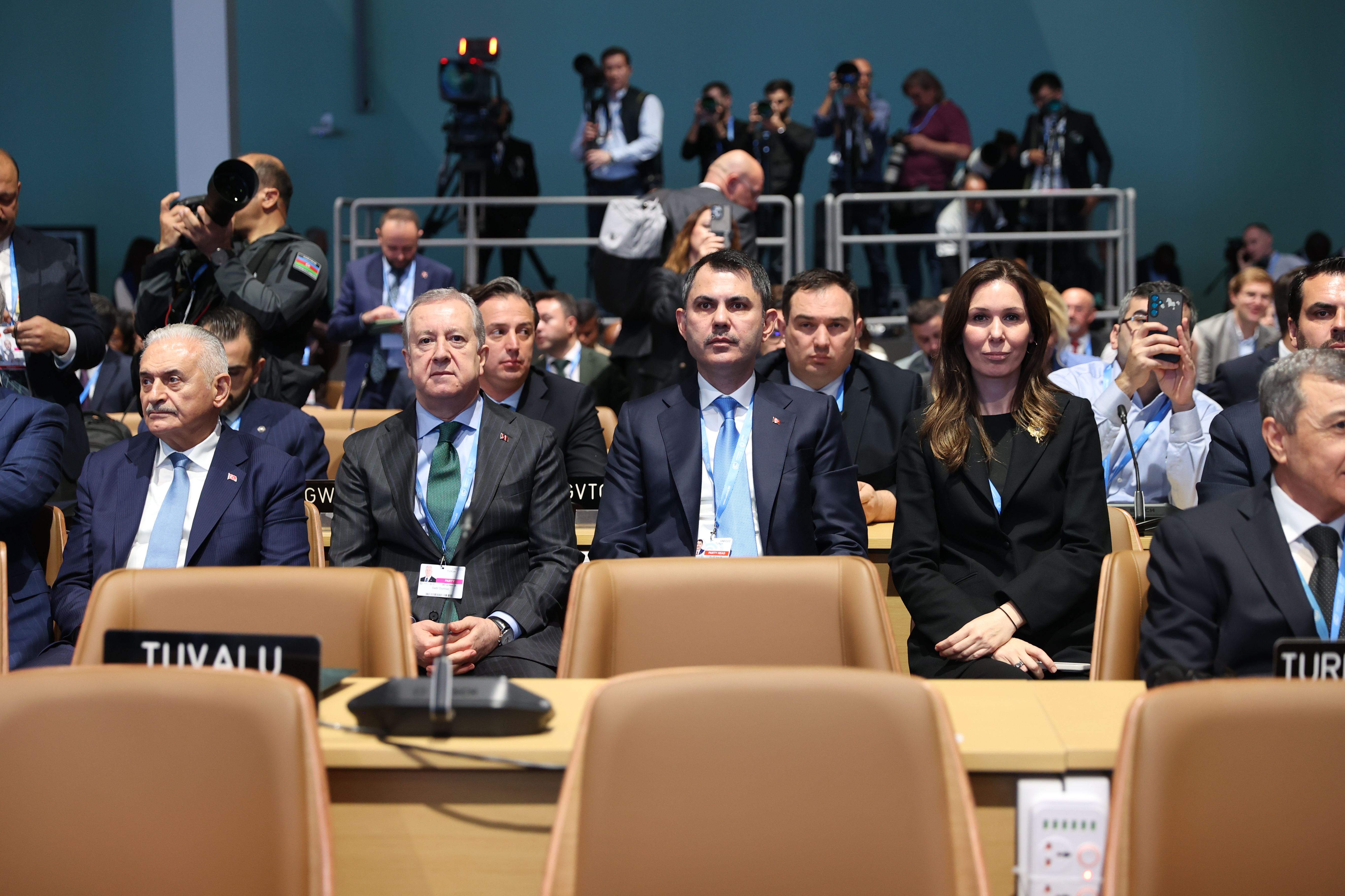 BAKAN MURAT KURUM, COP29 KAPSAMINDA BAKÜ’DE DİPLOMATİK TEMASLARDA BULUNDU