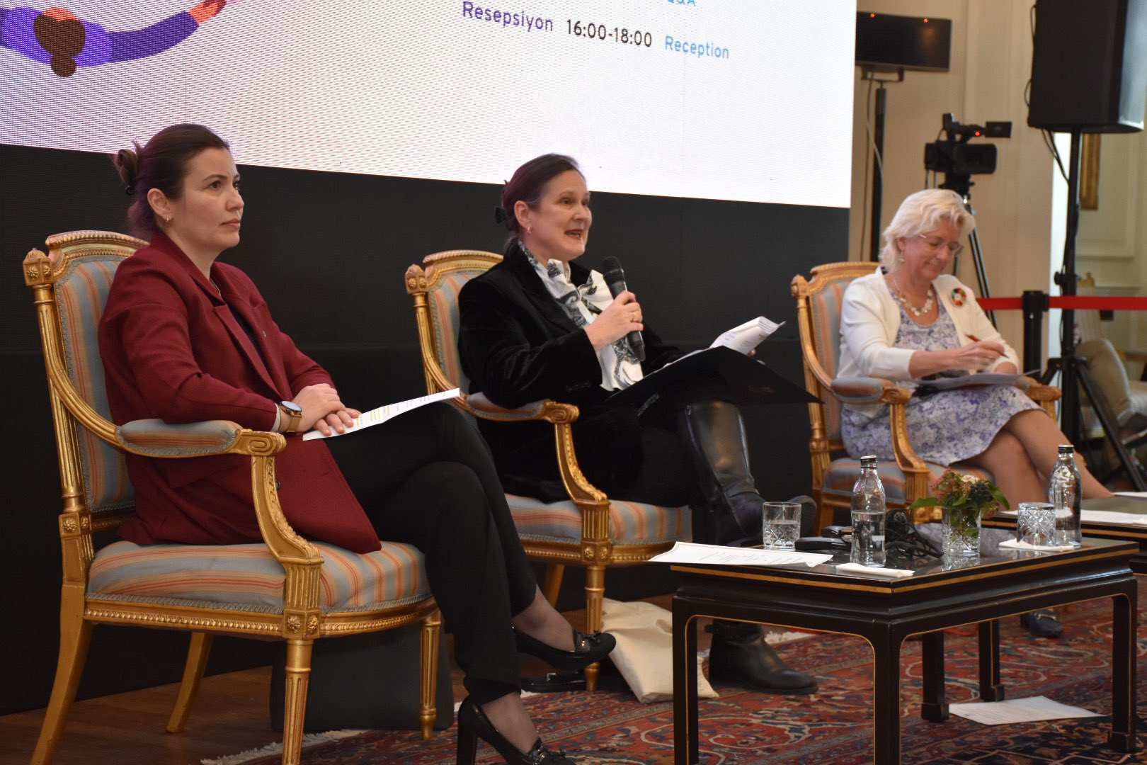 “İklim Değişikliği Politikalarında Kadının Güçlendirilmesi Paneli” İngiltere'nin Ankara Büyükelçiliği'nde gerçekleştirildi