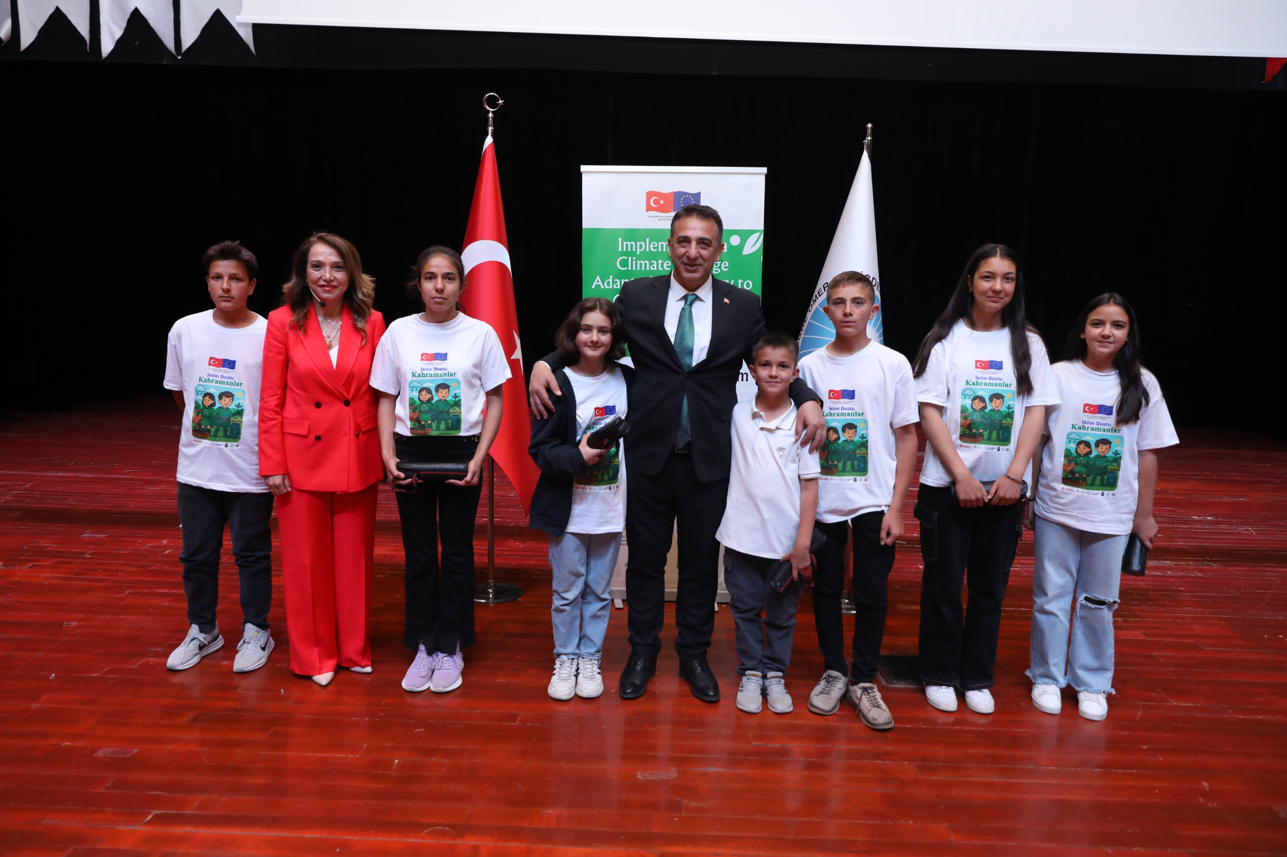 İklim Değişikliği Başkanı Hasar, kırsal kesimdeki kadınlara yönelik projenin kapanış programına katıldı