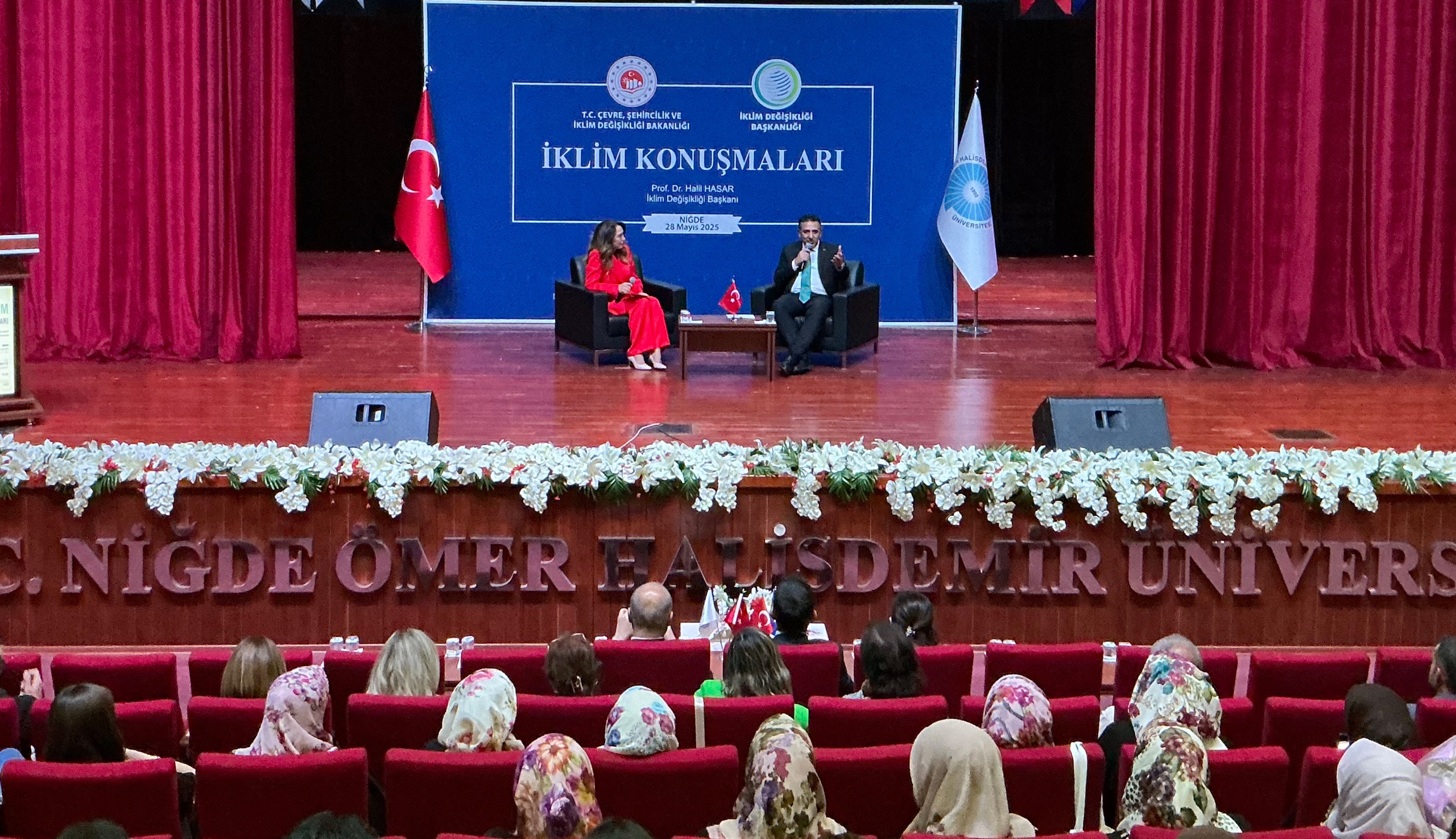 İklim Değişikliği Başkanı Hasar, ‘İklim Konuşmaları’ programında Niğdelilerle buluştu