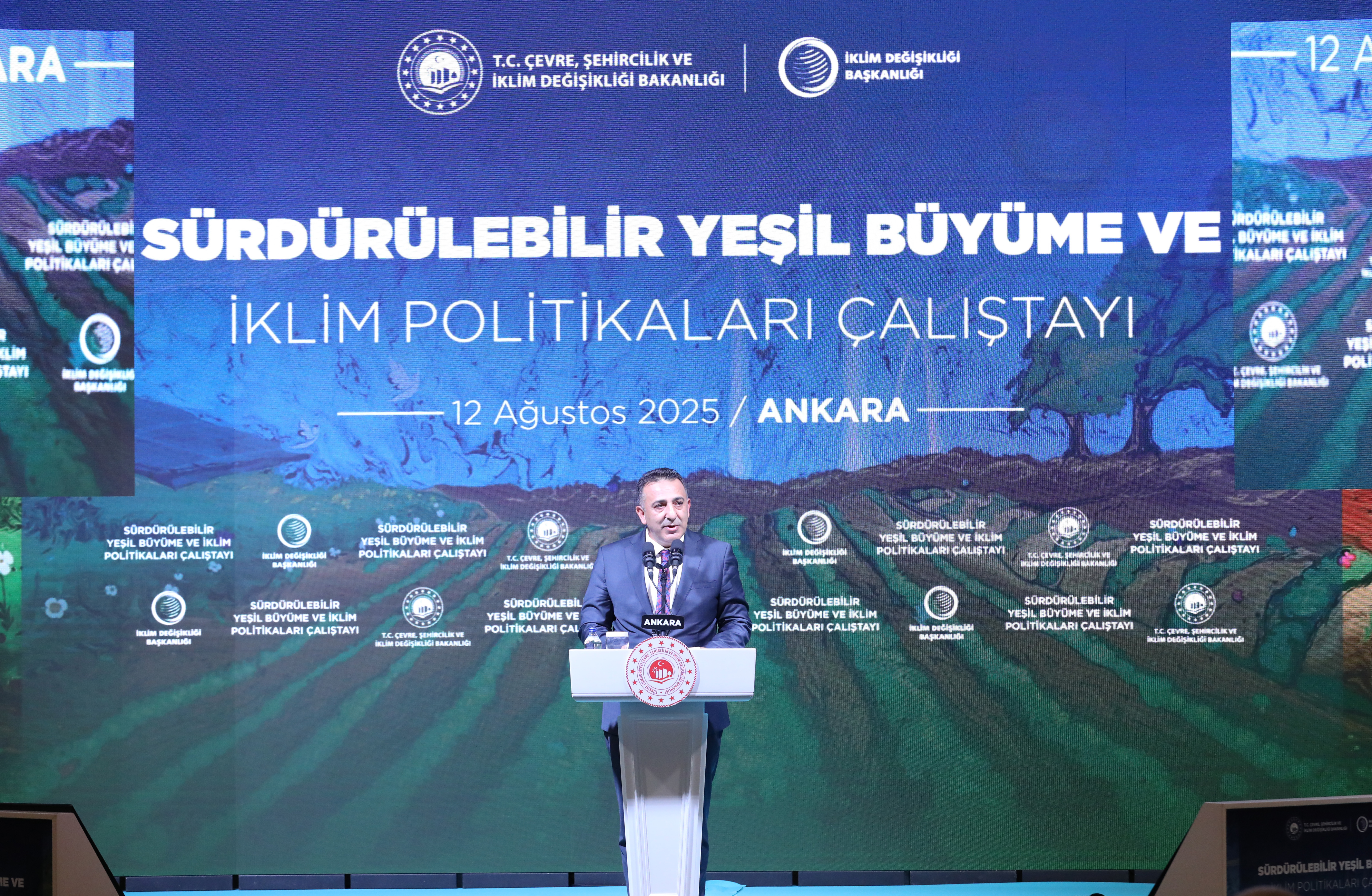 İklim Değişikliği Başkanı Hasar, ‘Sürdürülebilir Yeşil Büyüme ve İklim Politikaları Çalıştayı’nın açış konuşmasını yaptı