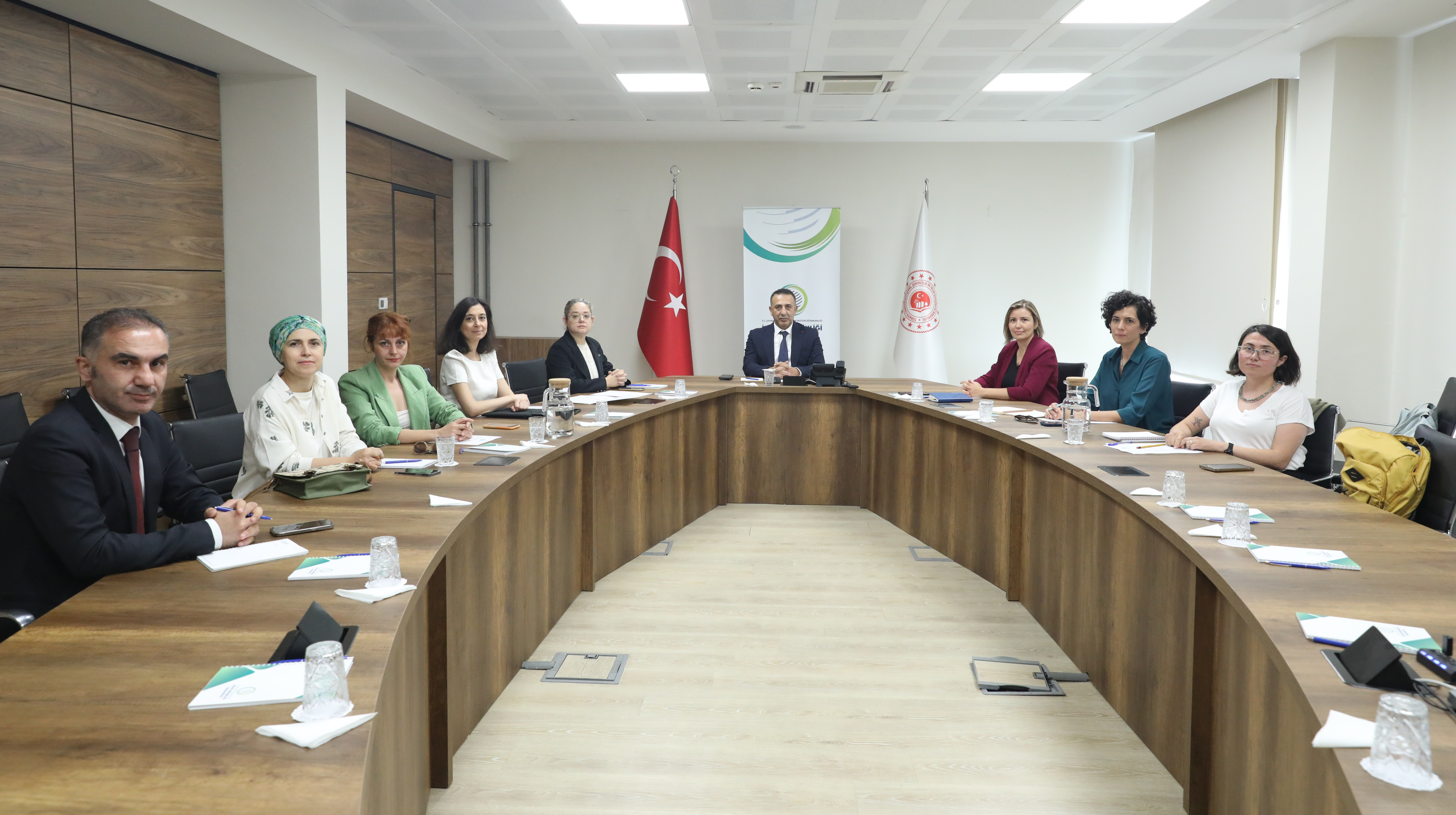İklim Değişikliği Başkanı Hasar, İklim Ağı üyelerini kabul etti