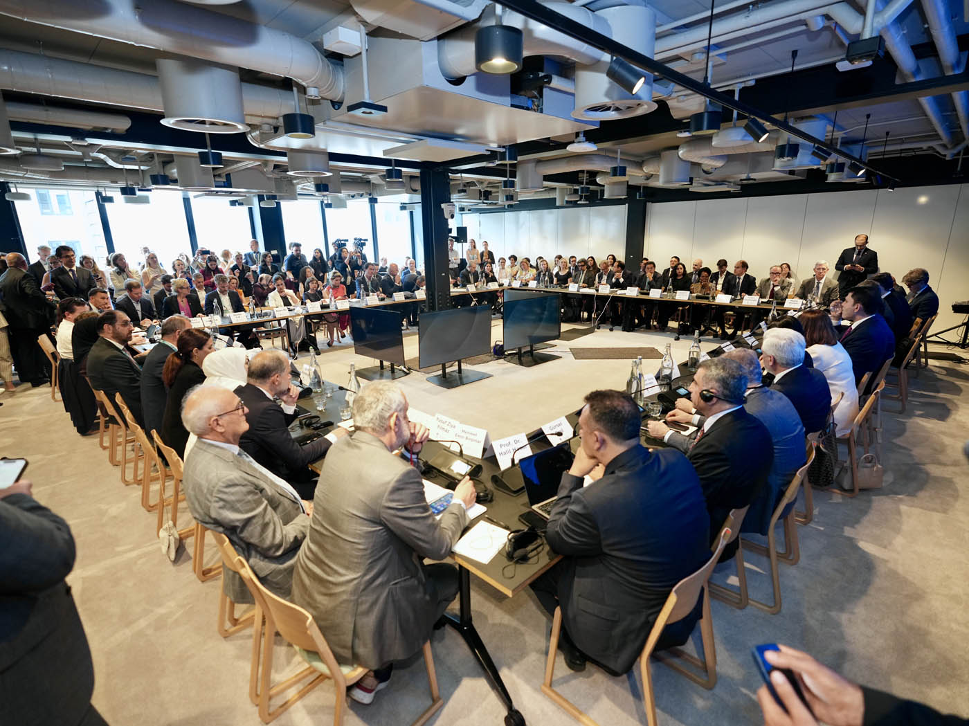 Londra İklim Eylemi Haftası’nda ‘COP31 İş Dünyası Forumu’ düzenlendi