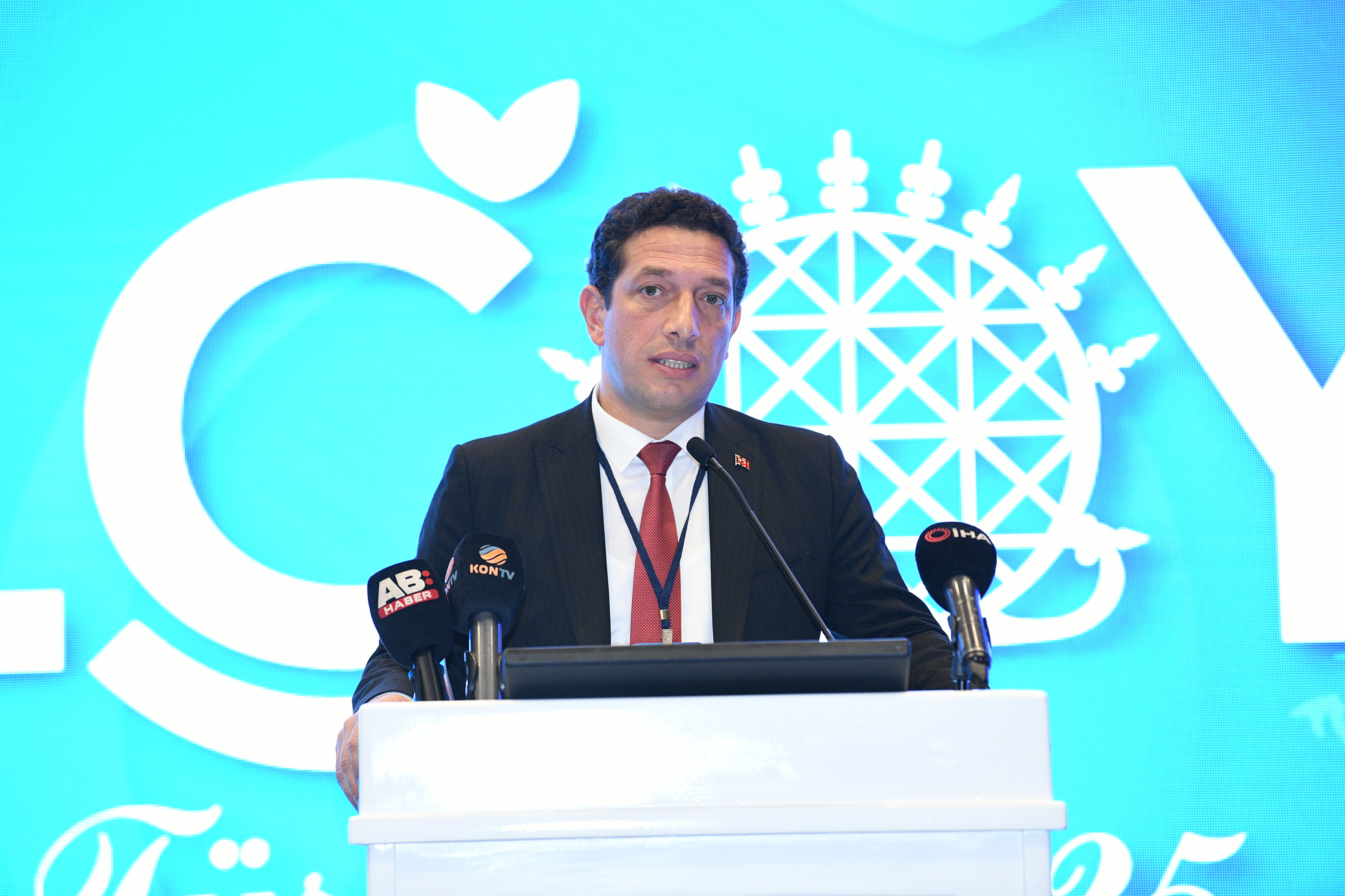 ‘Ulusal Gençlik Konferansı’ Konya’da Düzenlendi