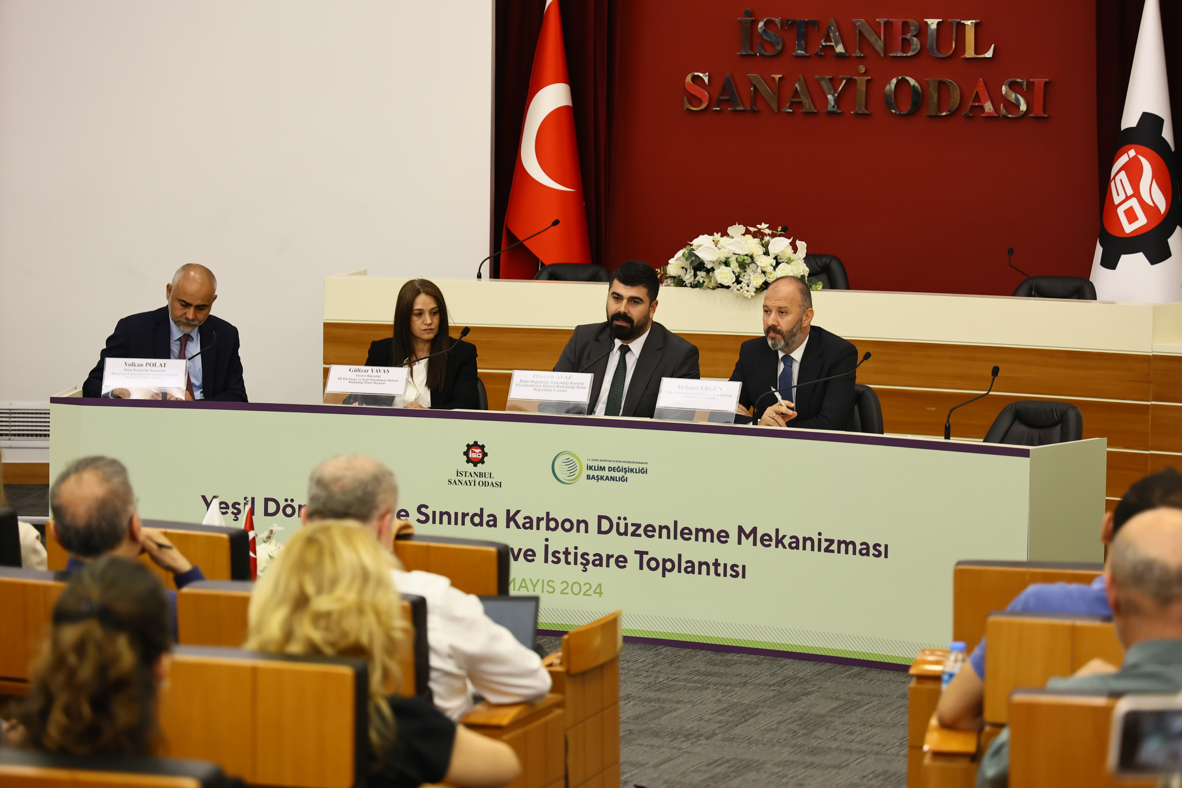 Yeşil Dönüşüm ve SKDM Bilgilendirme ve İstişare Toplantıları İstanbul Sanayi Odası’nda gerçekleştirildi